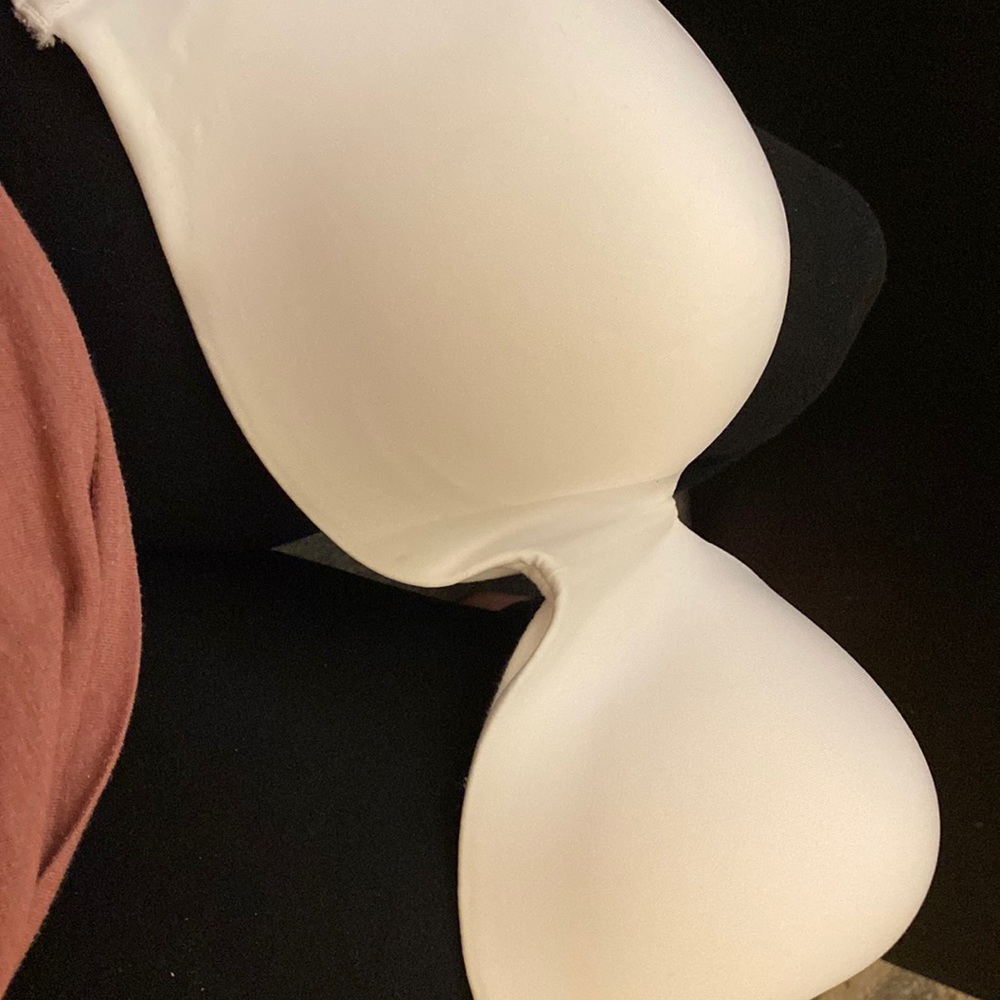 Maidenform 38DDD strapless bra